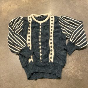 Puff sleeve grey and white crew neck sweater. Size M. From Renown.